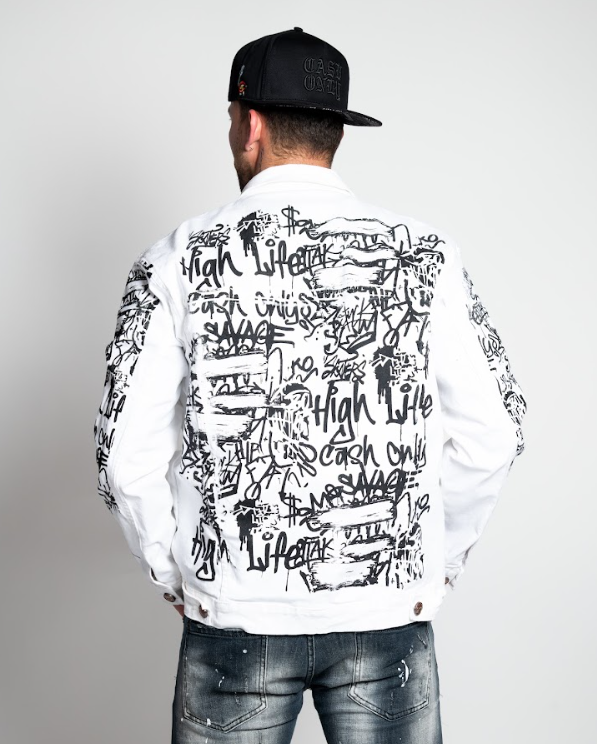 WHITE GRAFFITY