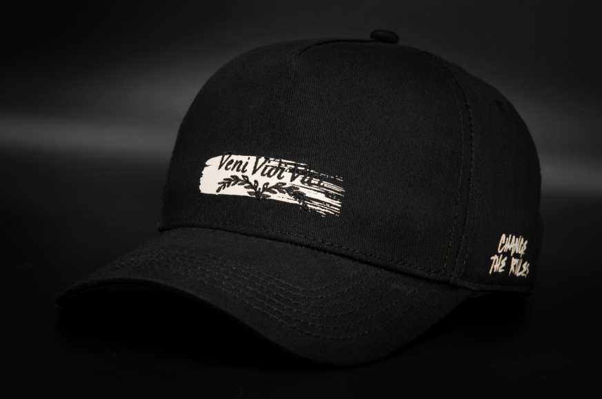 "VENI, VIDI, VICI" IN BLACK