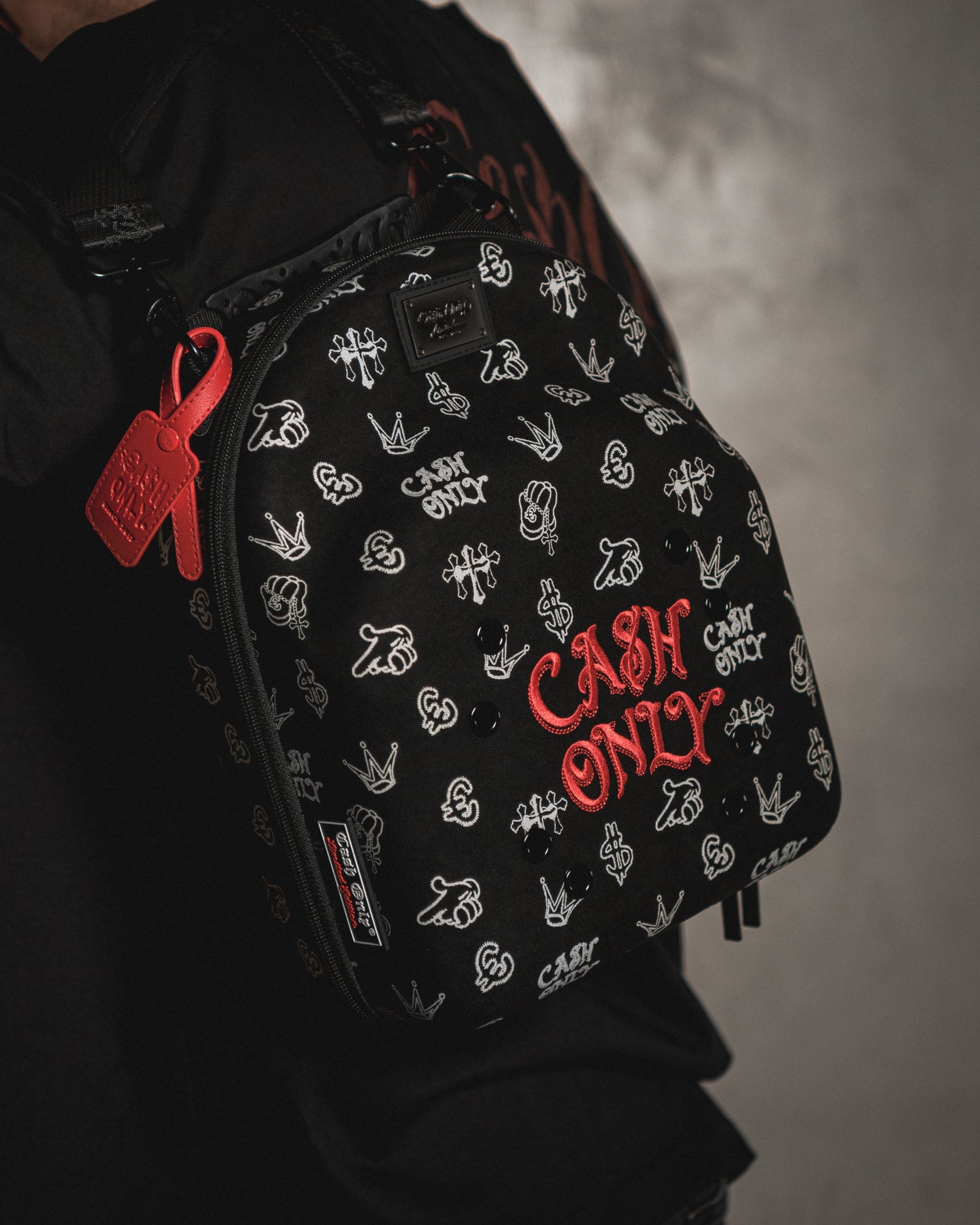 FULL PRINT LOGO SUEDE BLACK