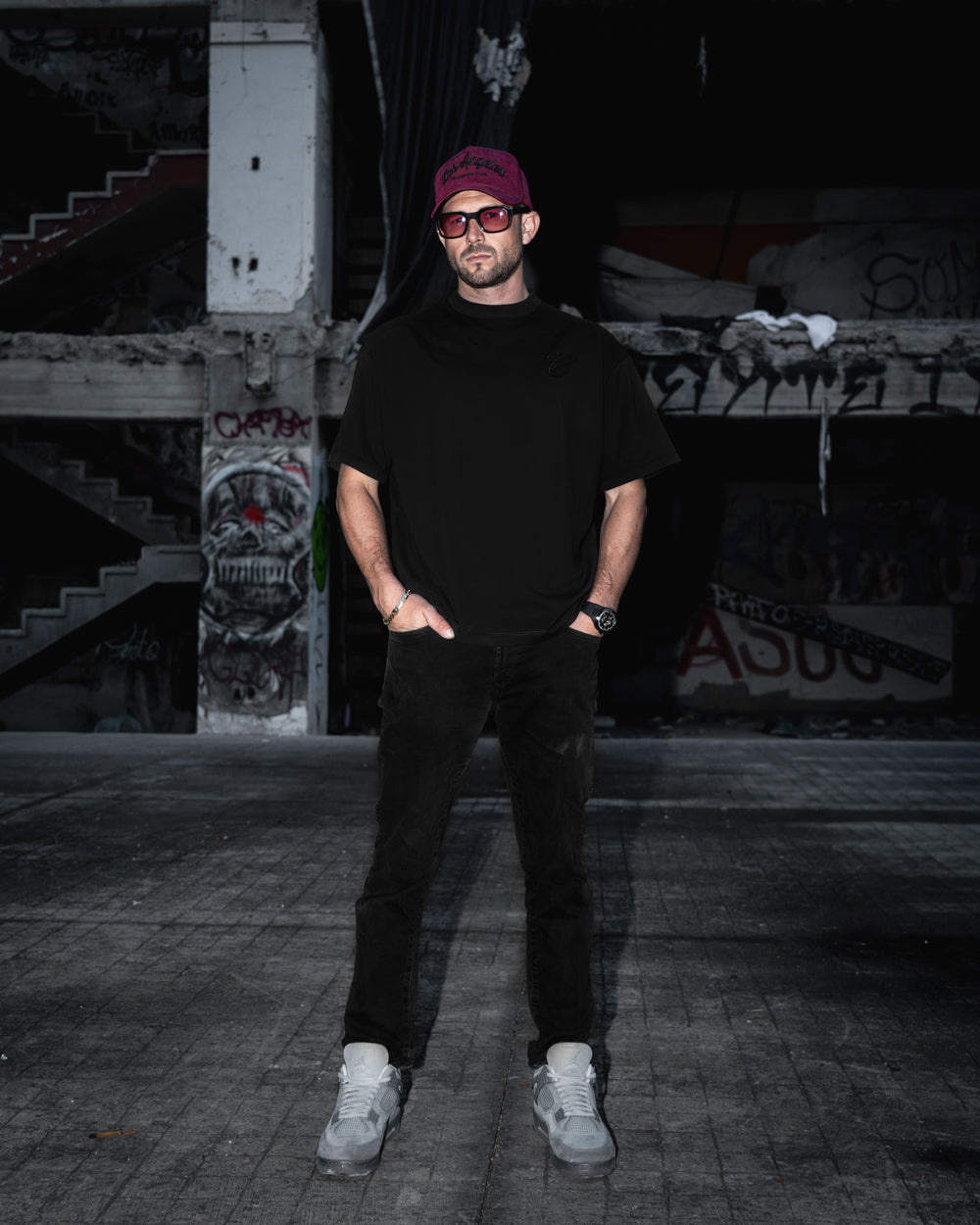 LA ESSENTIALS - WINE